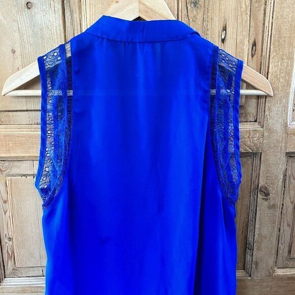 Heartloom Small Royal Blue Drape Neck Blouse Sleeveless Lace Slight Flaws - Picture 8 of 9